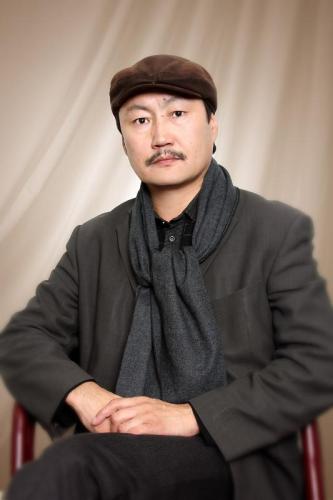 Д.Мөнхтөр: Сэтгэж байж орчуулна